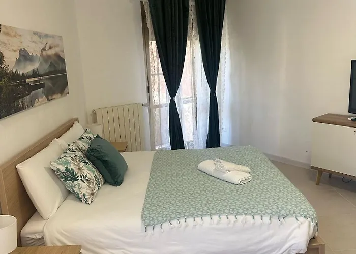 Appartamento Con 2 Camere, Parcheggio E Terrazza